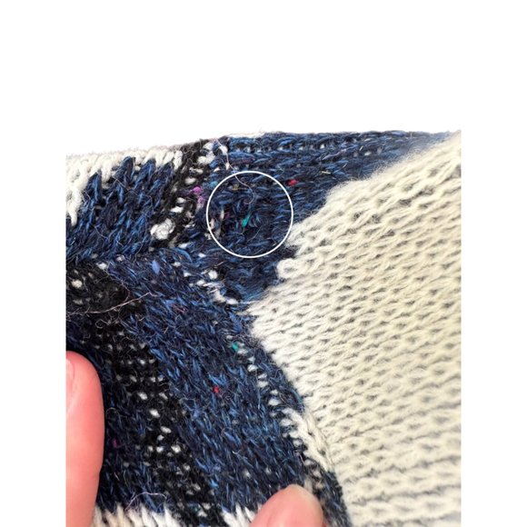 Vintage Donegal Navy Blue/Cream Graphic Mockneck Sweater | Size Large - Picture 4 of 8